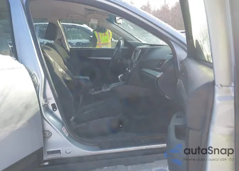 2014 Subaru Outback 2.5I из США, поврежденный, VIN 4S4BRBAC6E3314210